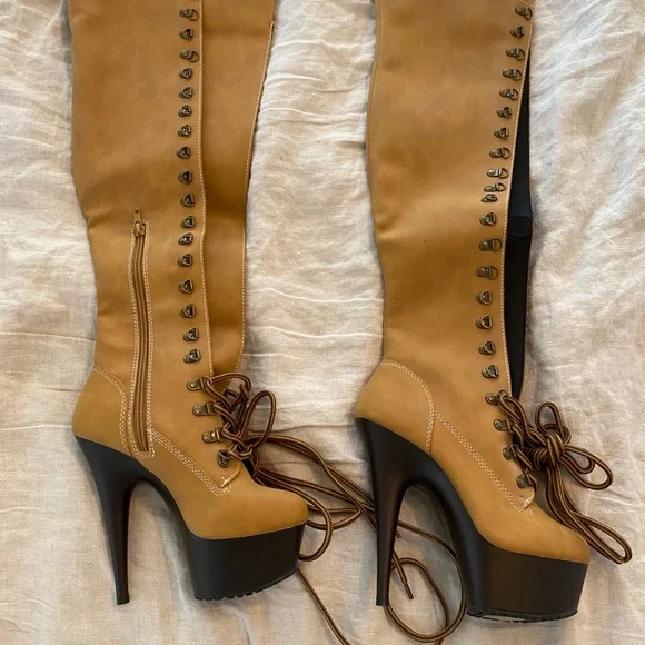Pleaser Nubuck Lace Up Platform Thigh High Boots 6" High Heels - Picture 2 of 2